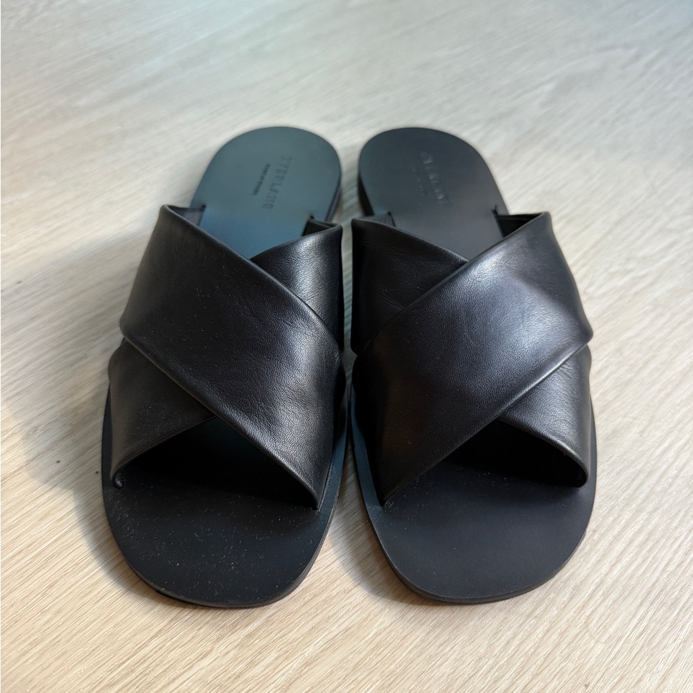 Everlane black crossover day sandal 9